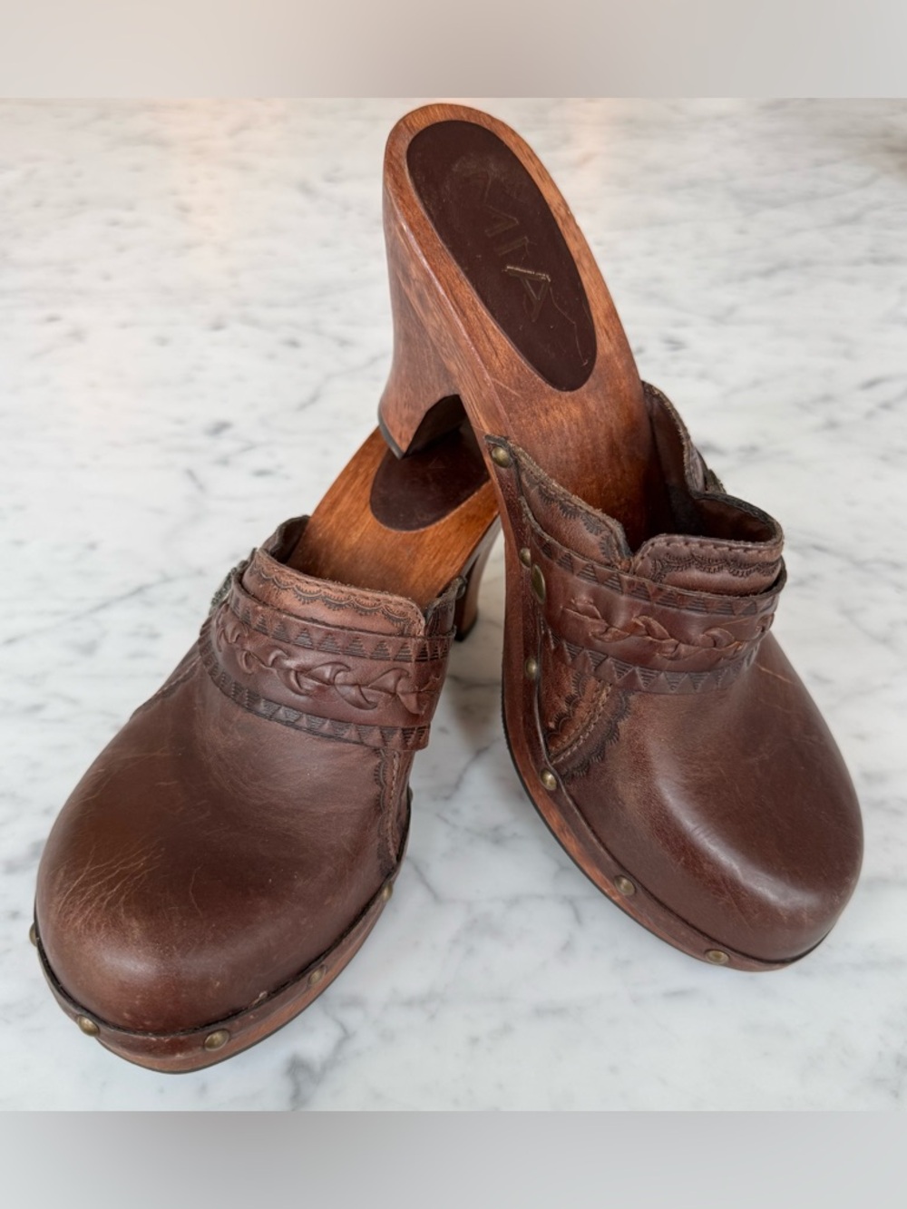 MIA Clogs Wooden Heel Womens Size 7